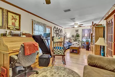 545 N 2nd Street, New Hyde Park, NY 11040 - Photo 13