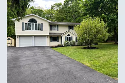 143 Pineview Avenue, Bardonia, NY 10954 - Photo 1