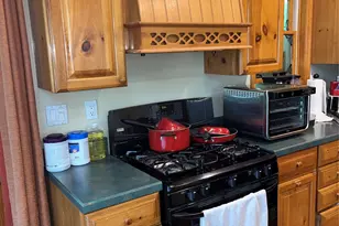143 Pineview Ave, Bardonia, NY 10954 - Photo 21
