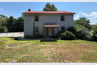 234 Lakeshore Drive, Pleasant Valley, NY 12569 - Photo 5