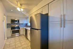 430 E Chester St, Long Beach, NY 11561 - Photo 3