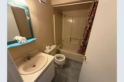 725 Miller Avenue #221, Freeport, NY 11520 - Photo 5