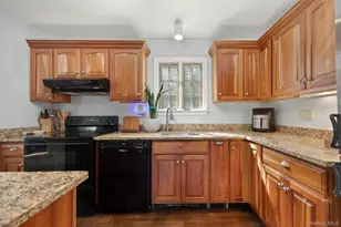 3881 Route 44, Millbrook, NY 12545 - Photo 25