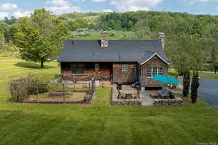 3881 Route 44, Millbrook, NY 12545 - Photo 7