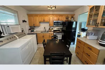 9 Maple Avenue, Garnerville, NY 10923 - Photo 13