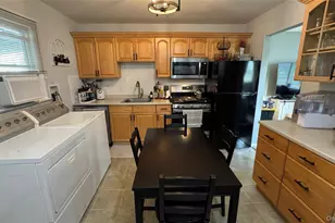9 Maple Ave, Garnerville, NY 10923 - Photo 13