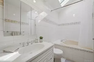 29 Montrose Rd, Yonkers, NY 10710 - Photo 13