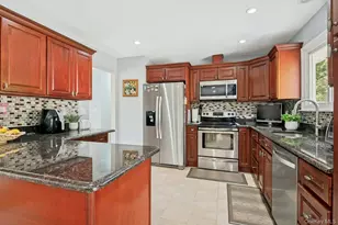 1632 Paine St, Yorktown Heights, NY 10598 - Photo 11