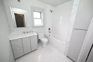 29 Everett St, Lynbrook, NY 11563 - Photo 9