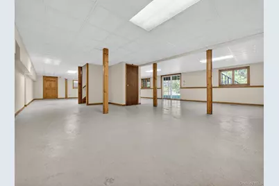 216 Strawtown Road, New City, NY 10956 - Photo 19
