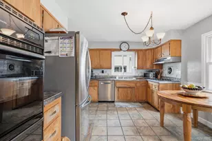 857 Webster Ave, New Rochelle, NY 10804 - Photo 9