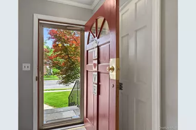 857 Webster Avenue, New Rochelle, NY 10804 - Photo 3