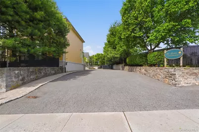83 Kings Highway #7, New Rochelle, NY 10801 - Photo 29