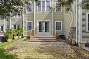 83 Kings Hwy, New Rochelle, NY 10801 - Photo 29