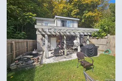 657 Jersey Avenue, Greenwood Lake, NY 10925 - Photo 9