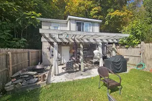657 Jersey Ave, Greenwood Lake, NY 10925 - Photo 9