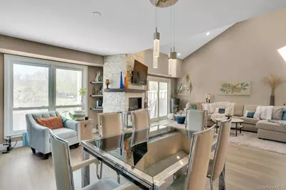 188 Pond View Lane, Smithtown, NY 11787 - Photo 17