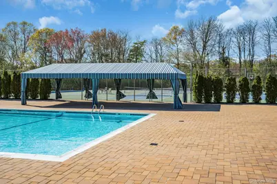 188 Pond View Lane, Smithtown, NY 11787 - Photo 45