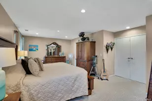 188 Pond View Ln, Smithtown, NY 11787 - Photo 37