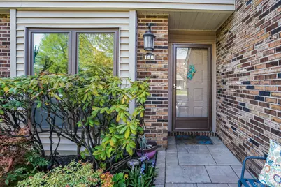 188 Pond View Lane, Smithtown, NY 11787 - Photo 5