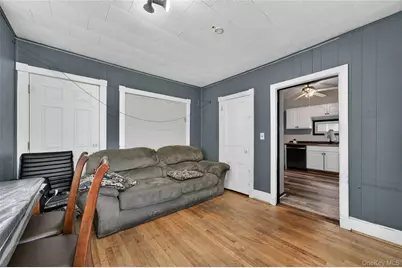 24 Crescent Place, Middletown, NY 10940 - Photo 11
