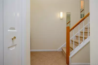 25 Creekside Circle, Spring Valley, NY 10977 - Photo 13