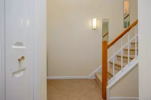25 Creekside Cir, Spring Valley, NY 10977 - Photo 13