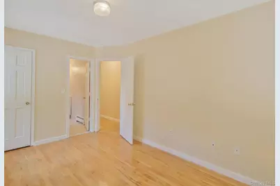 86-66 Midland Parkway, Jamaica, NY 11432 - Photo 5