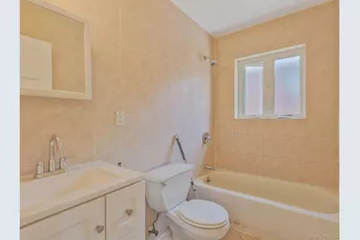 86-66 Midland Parkway, Jamaica, NY 11432 - Photo 9