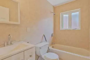 86-66 Midland Pkwy, Jamaica, NY 11432 - Photo 9