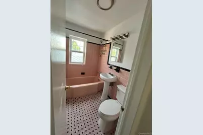 200 Crescent Place #2nd fl, Yonkers, NY 10704 - Photo 3