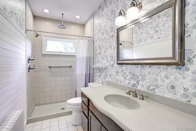 73 E Maple Avenue, Suffern, NY 10901 - Photo 7