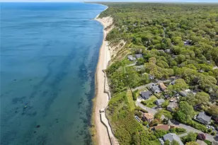 138 Shore Dr, Sound Beach, NY 11789 - Photo 23