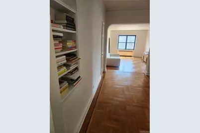 190 E Mosholu Parkway S #4G, Bronx, NY 10458 - Photo 3