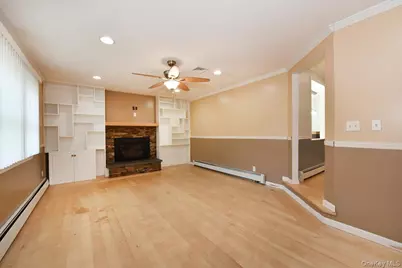 20 Dumond Place, Coram, NY 11727 - Photo 17
