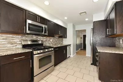 20 Dumond Place, Coram, NY 11727 - Photo 13