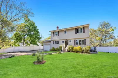23 Salem Road, Centereach, NY 11720 - Photo 3