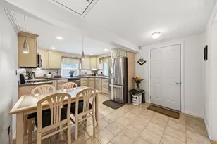 50 Rocky Point Rd, Middle Island, NY 11953 - Photo 11