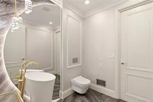 55 Coves Run, Oyster Bay, NY 11791 - Photo 17