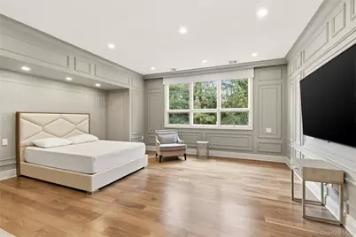 55 Coves Run, Oyster Bay, NY 11791 - Photo 31