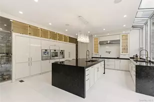 55 Coves Run, Oyster Bay, NY 11791 - Photo 13