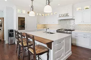40 Pembroke Dr, Glen Cove, NY 11542 - Photo 15