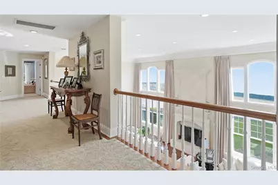40 Pembroke Drive, Glen Cove, NY 11542 - Photo 21