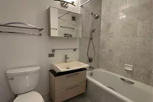 2 S End Ave, New York (Manhattan), NY 10280 - Photo 9