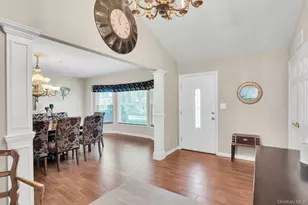 17 Priscilla Ave, Holtsville, NY 11742 - Photo 9