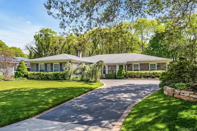 17 Priscilla Avenue, Holtsville, NY 11742 - Photo 3