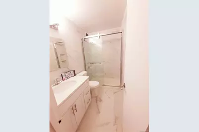 152-18 Union Turnpike #2B, Flushing, NY 11367 - Photo 13