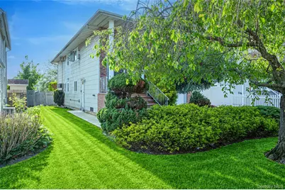 2706 Milburn Avenue, Baldwin, NY 11510 - Photo 3
