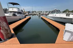 148 City Island Ave, Bronx, NY 10464 - Photo 3