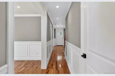 250 Bennett Avenue, Hempstead, NY 11550 - Photo 23